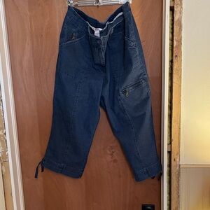 Alia Dark Blue Women's Capris